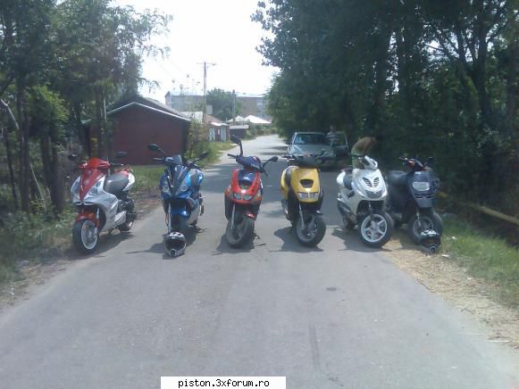 scutere:x united piston